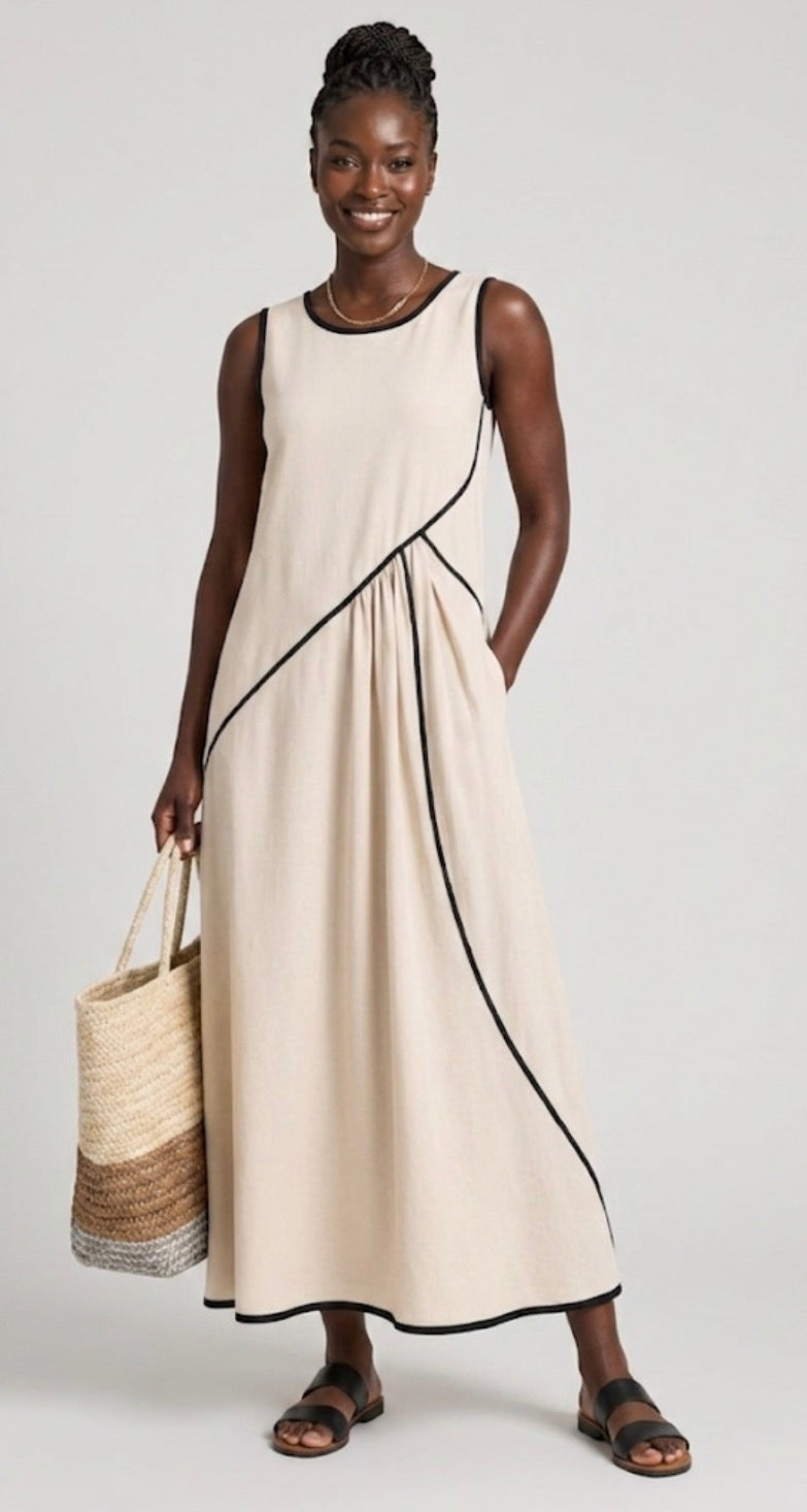 Soleia | Sleeveless round neck maxi dress