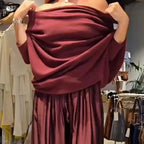 Elegant set with off-the-shoulder straps